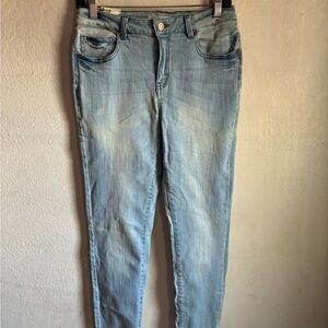 Forever 21 Light Blue Skinny Jeans Mid Rise Skinny-Premium Denim